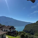 Casa Del Borgo Pregasio Garden And View By Gardadomusmea